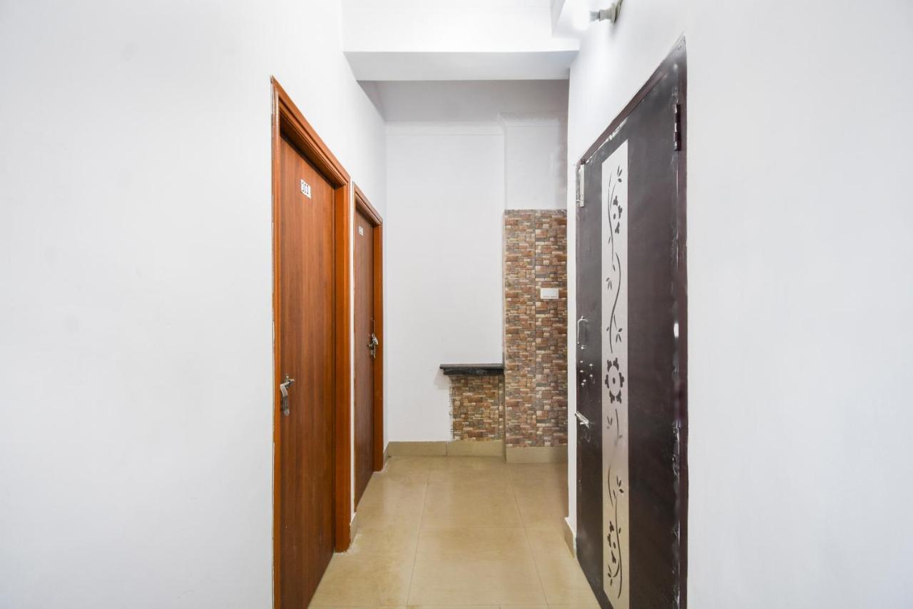 Oyo Flagship Mishika Homes โกลกาตา ภายนอก รูปภาพ